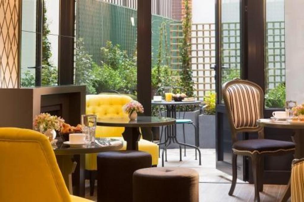 Les Plumes Hotel