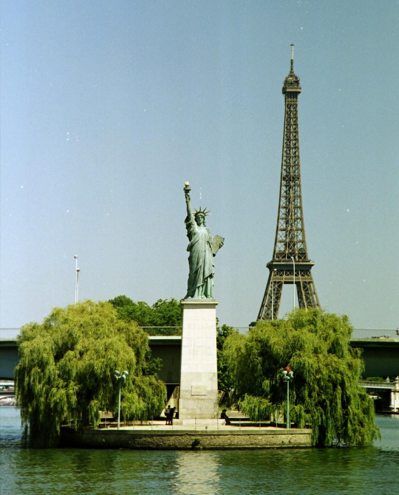 Les Plumes Hotel