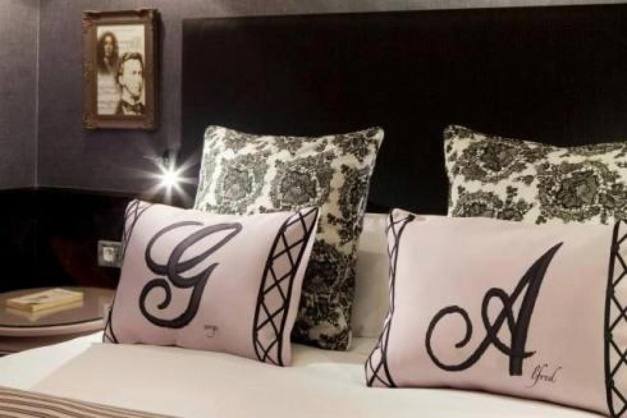 Les Plumes Hotel